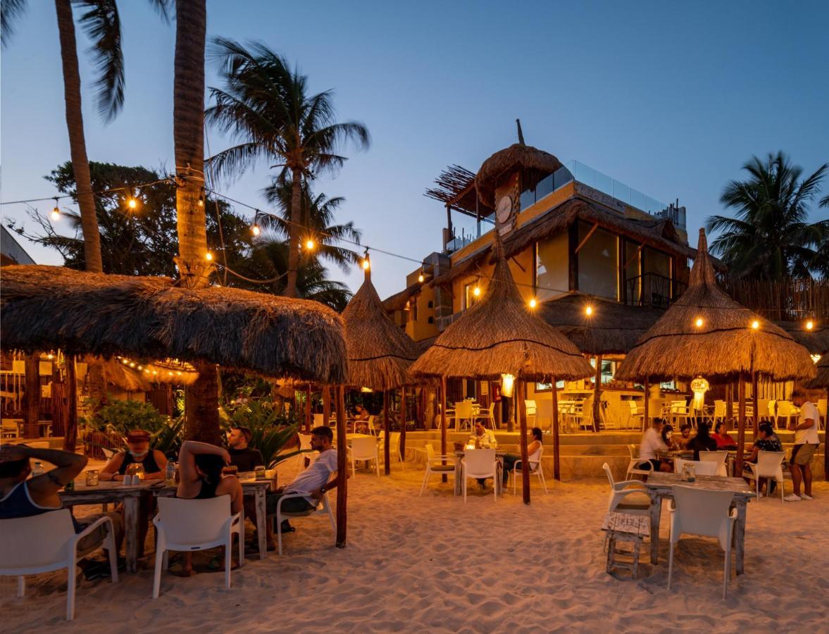 Hotel Casa Colibri Playa del Carmen Ngoại thất bức ảnh