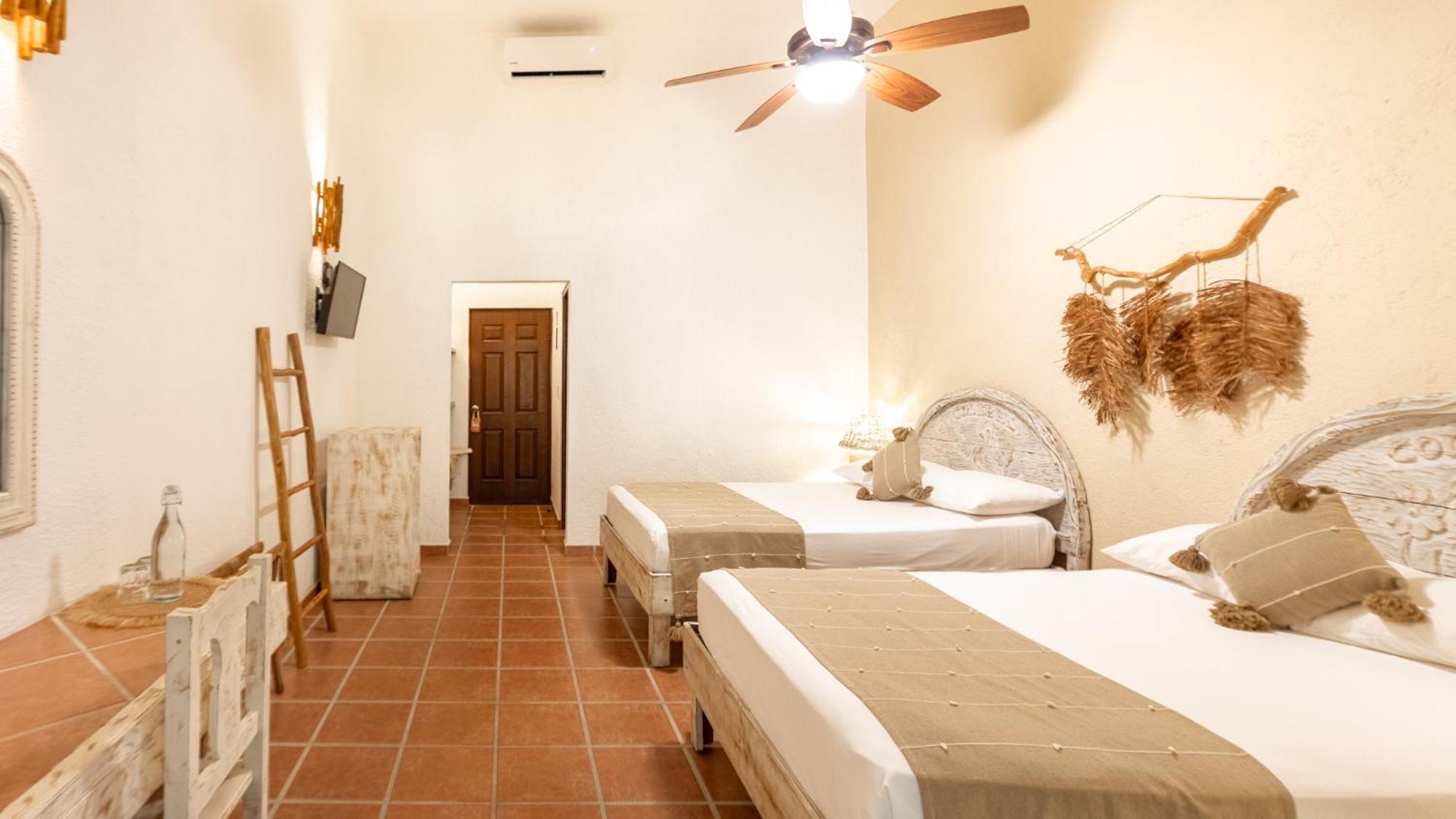 Hotel Casa Colibri Playa del Carmen Ngoại thất bức ảnh